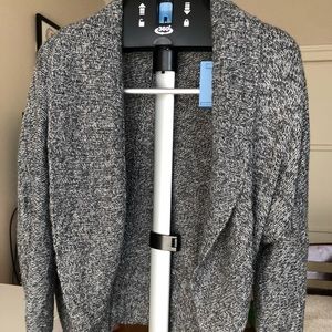 Grey cardigan